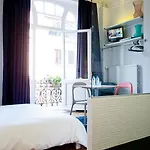 At 8 Bed & Breakfast Leuven