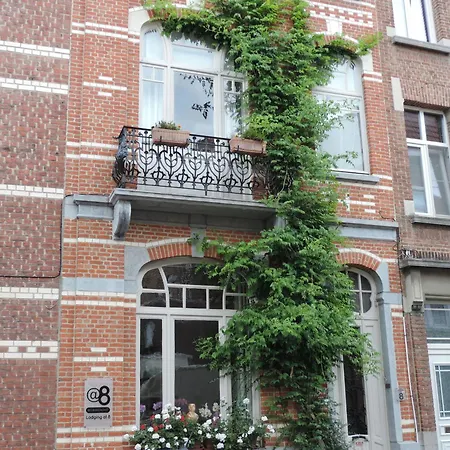 At 8 Bed & Breakfast Leuven