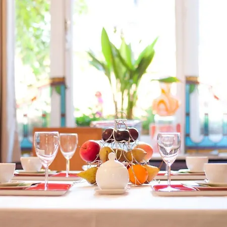 At 8 Bed & Breakfast Loviano