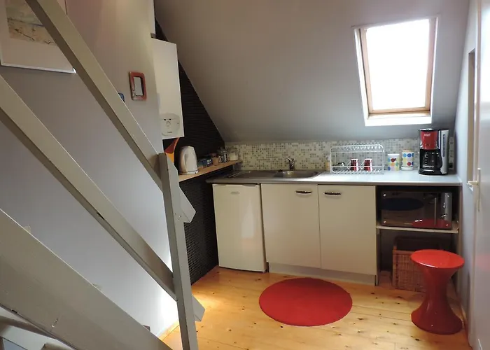 Frühstückspension At 8